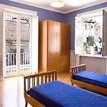 Spaccanapoli Comfort Couette-café