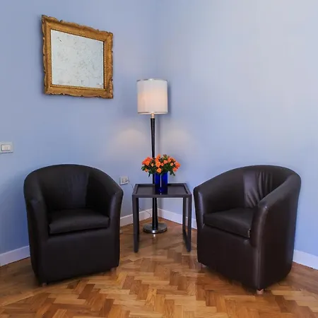 Couette-café Spaccanapoli Comfort 4*