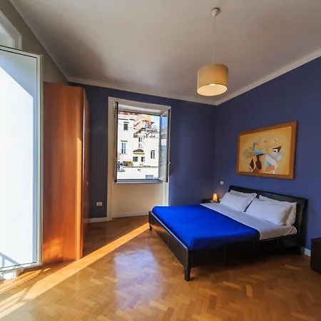 Couette-café Spaccanapoli Comfort 4*