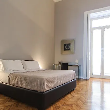 Spaccanapoli Comfort فندق مبيت وإفطار
