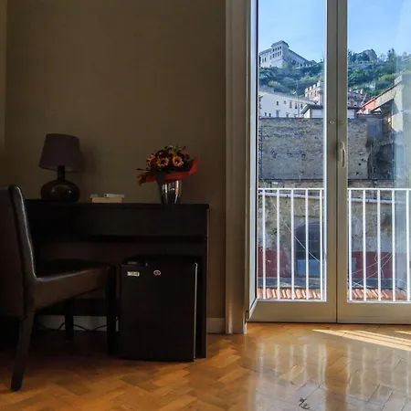 Spaccanapoli Comfort Bed & Breakfast 4*